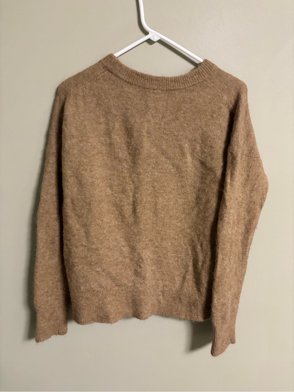 Aritzia Babaton The Group Thurlow Sweater Alpaca Wool Womens Size XS Tan Fuzzy - Picture 2 of 6